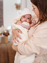 Load image into Gallery viewer, Hooded Towel - Ivory
