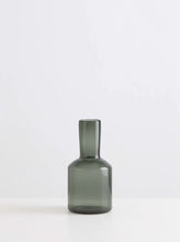 Load image into Gallery viewer, J’ai Soif Carafe &amp; tumbler - Smoke
